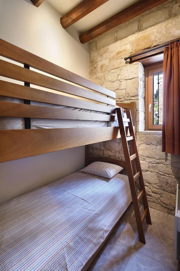 Kantara House - A Rural Retreat Of Comfort & Class! Arsos Ngoại thất bức ảnh