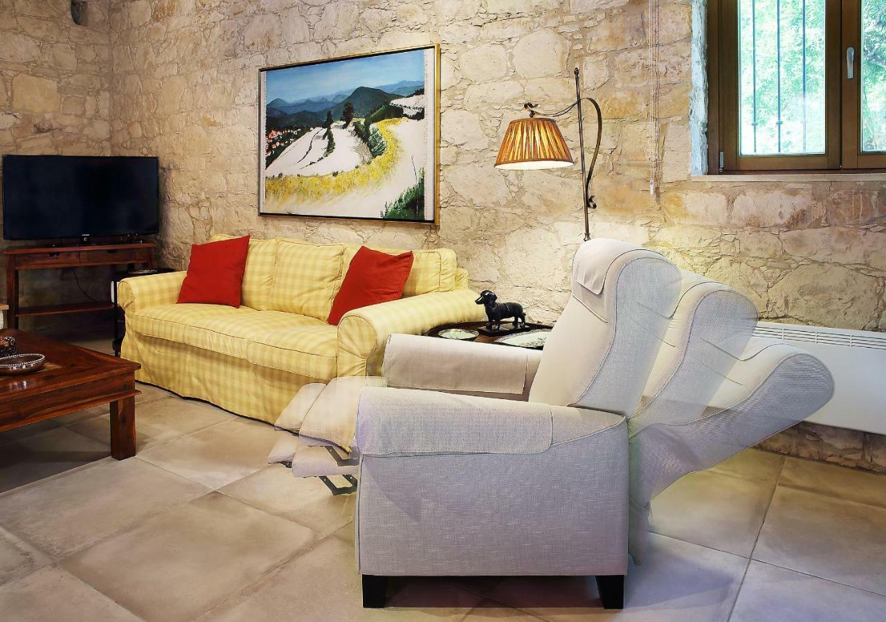Kantara House - A Rural Retreat Of Comfort & Class! Arsos Ngoại thất bức ảnh