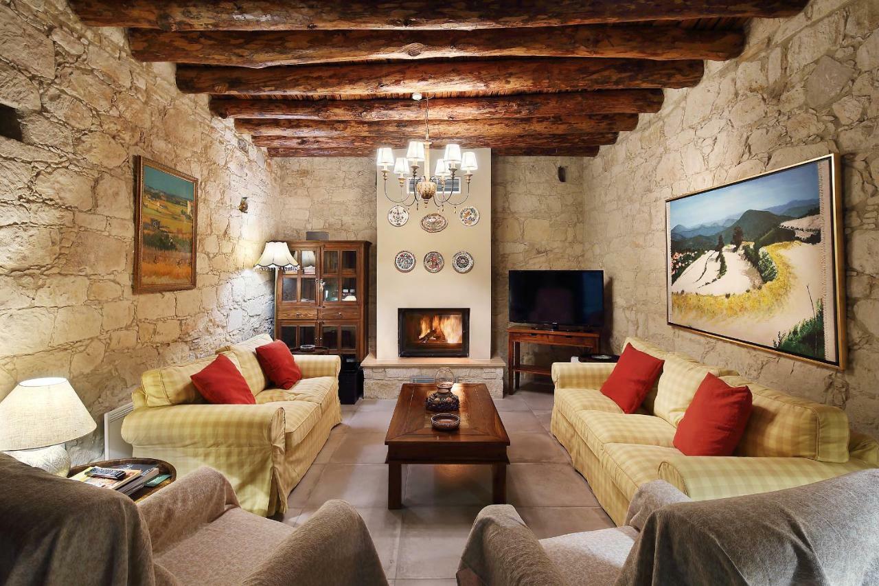Kantara House - A Rural Retreat Of Comfort & Class! Arsos Ngoại thất bức ảnh
